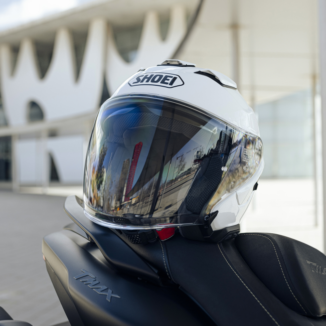 Casco Shoei J-Cruise 3 Whizzy TC5